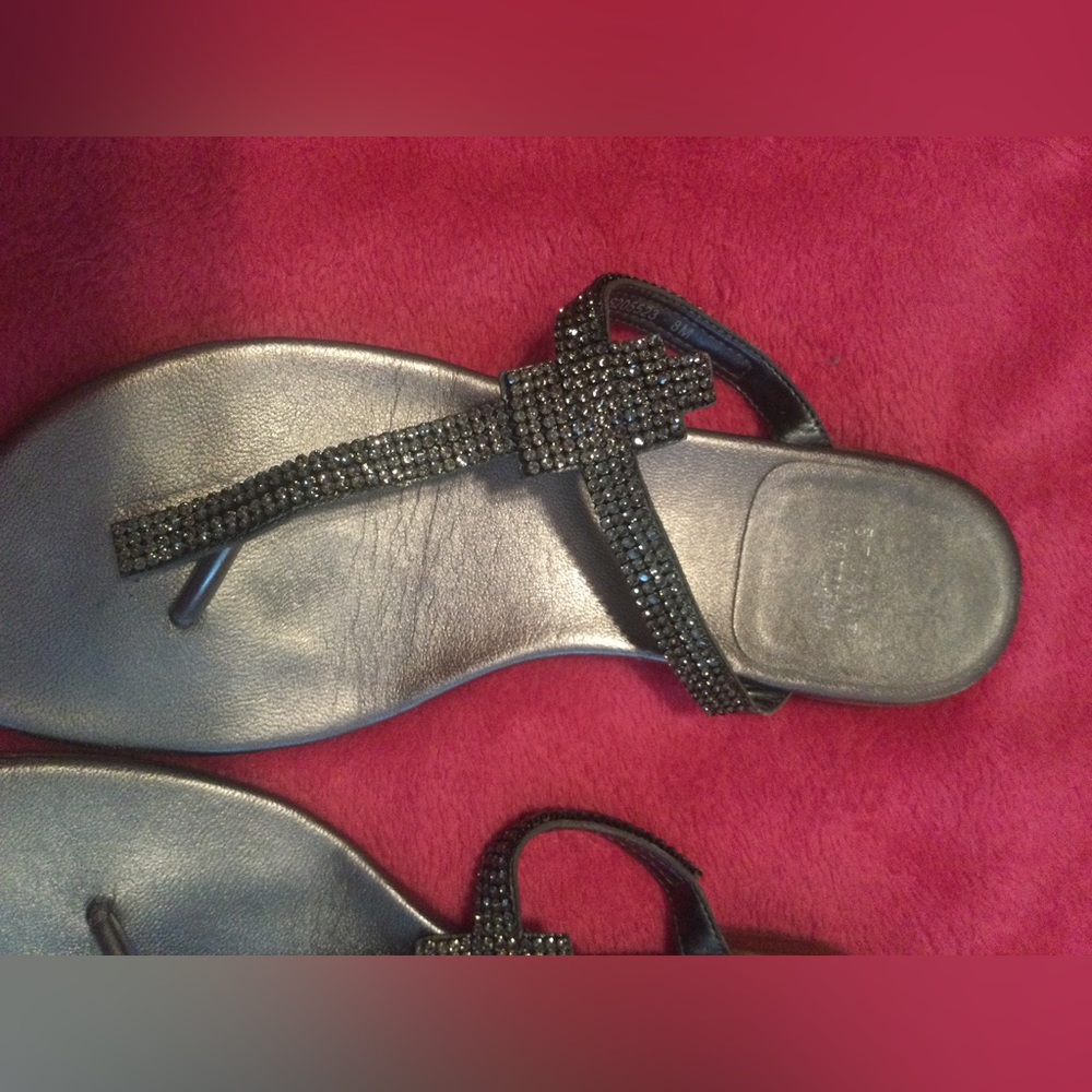 Stuart Weizmann Metallic Vanity Crystal T Strap F… - image 2